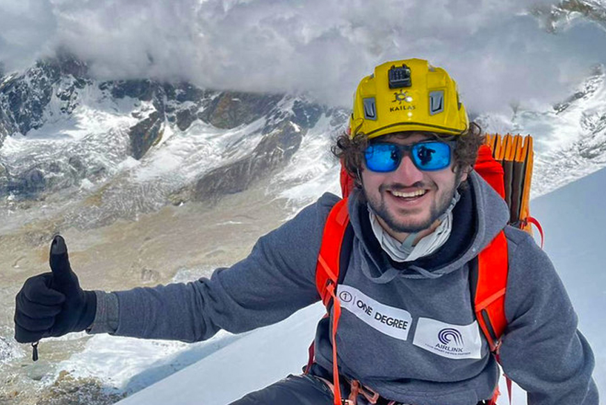 Shehroze Kashif Sets a World Record in Mountaineering